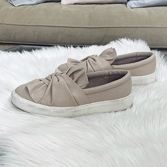 MIA slip on shoes - Picture 2 of 7